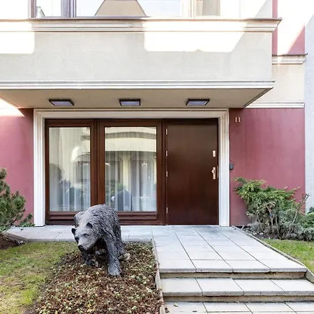 Black Bear Aparthotel