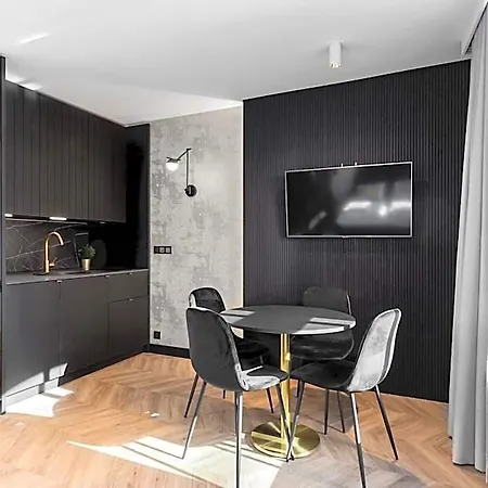 Black Bear Aparthotel